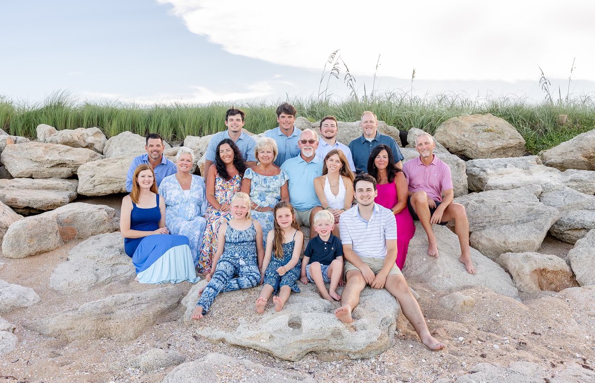The Stallings family — Bo, Sophie, Reed, and Jodi — together at the beach